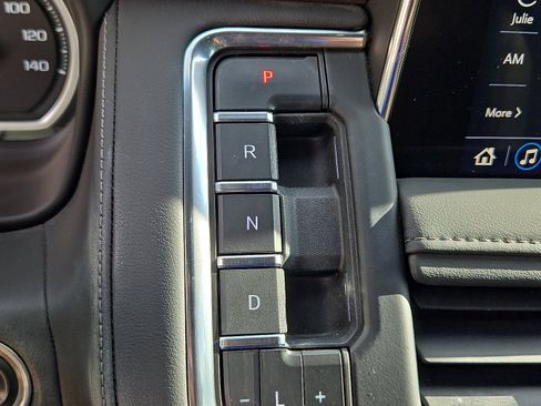 Used 2021 Chevrolet Tahoe Z71 w/ Z71 Off-Road Package image 15