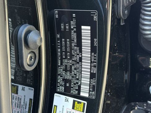 New 2026 Toyota Corolla Cross XLE FWD image 35