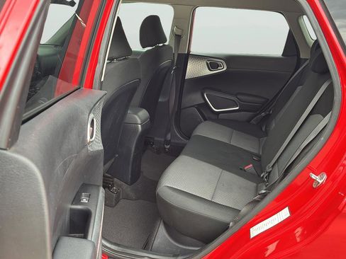 Used 2022 Kia Soul LX w/ Technology Package FWD image 16