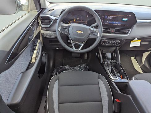 New 2026 Chevrolet TrailBlazer LT w/ Convenience Package image 17