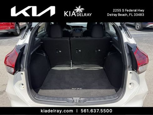 Used 2021 Nissan Kicks SR FWD image 8