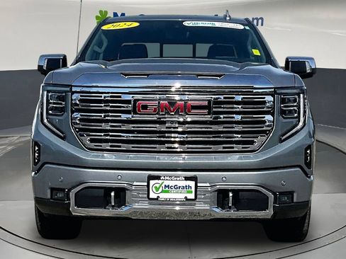 Used 2024 GMC Sierra 1500 Denali w/ Denali Reserve Package AWD/4WD image 2