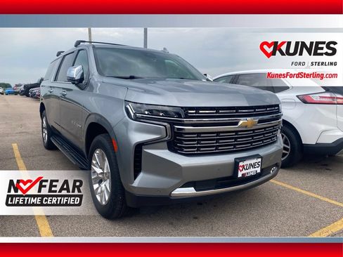 Used 2023 Chevrolet Suburban Premier AWD/4WD image 1