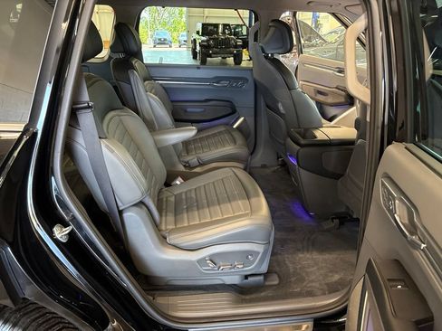 Certified 2024 Kia EV9 Land AWD/4WD image 19