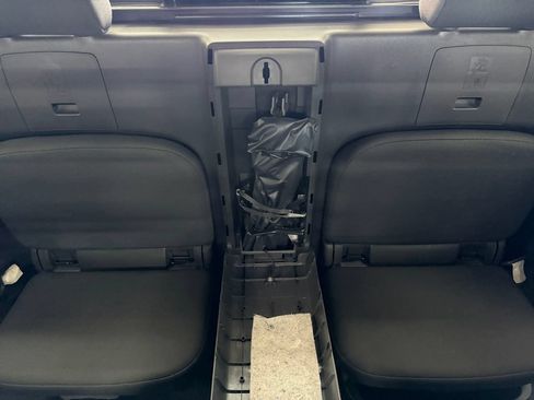 Used 2019 Nissan Frontier SV w/ Value Truck Package RWD image 40