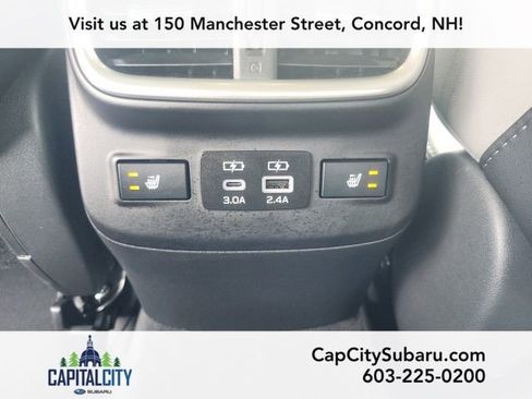 Used 2025 Subaru Legacy Limited AWD/4WD image 18
