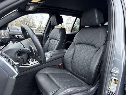 Used 2025 BMW X5 xDrive40i image 11