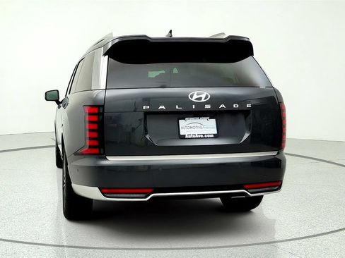 Used 2026 Hyundai Palisade Calligraphy FWD image 6