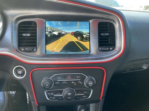Used 2018 Dodge Charger R/T image 14