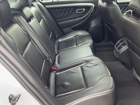 Used 2018 Ford Taurus SEL w/ Equipment Group 201A image 18