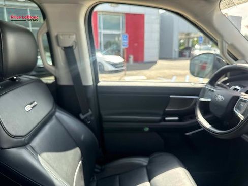 Used 2025 Ford Expedition Max Platinum AWD/4WD image 11