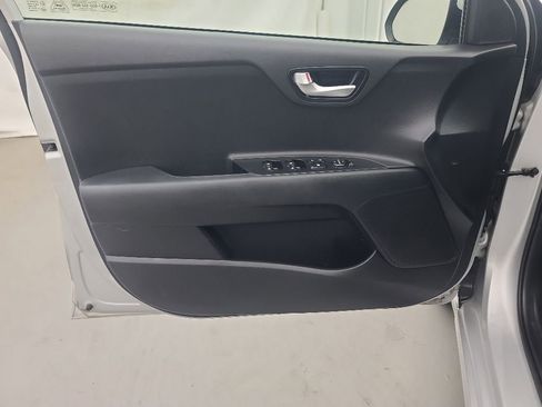 Used 2019 Kia Rio S FWD image 21