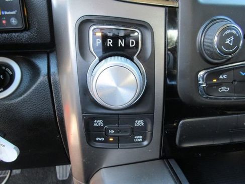 Used 2018 RAM 1500 Sport image 24