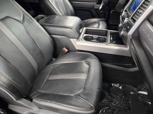 Used 2020 Ford F350 Platinum image 12