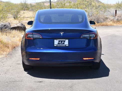 Used 2018 Tesla Model 3 Long Range RWD image 4