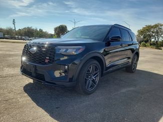 Used 2025 Ford Explorer ST video 2