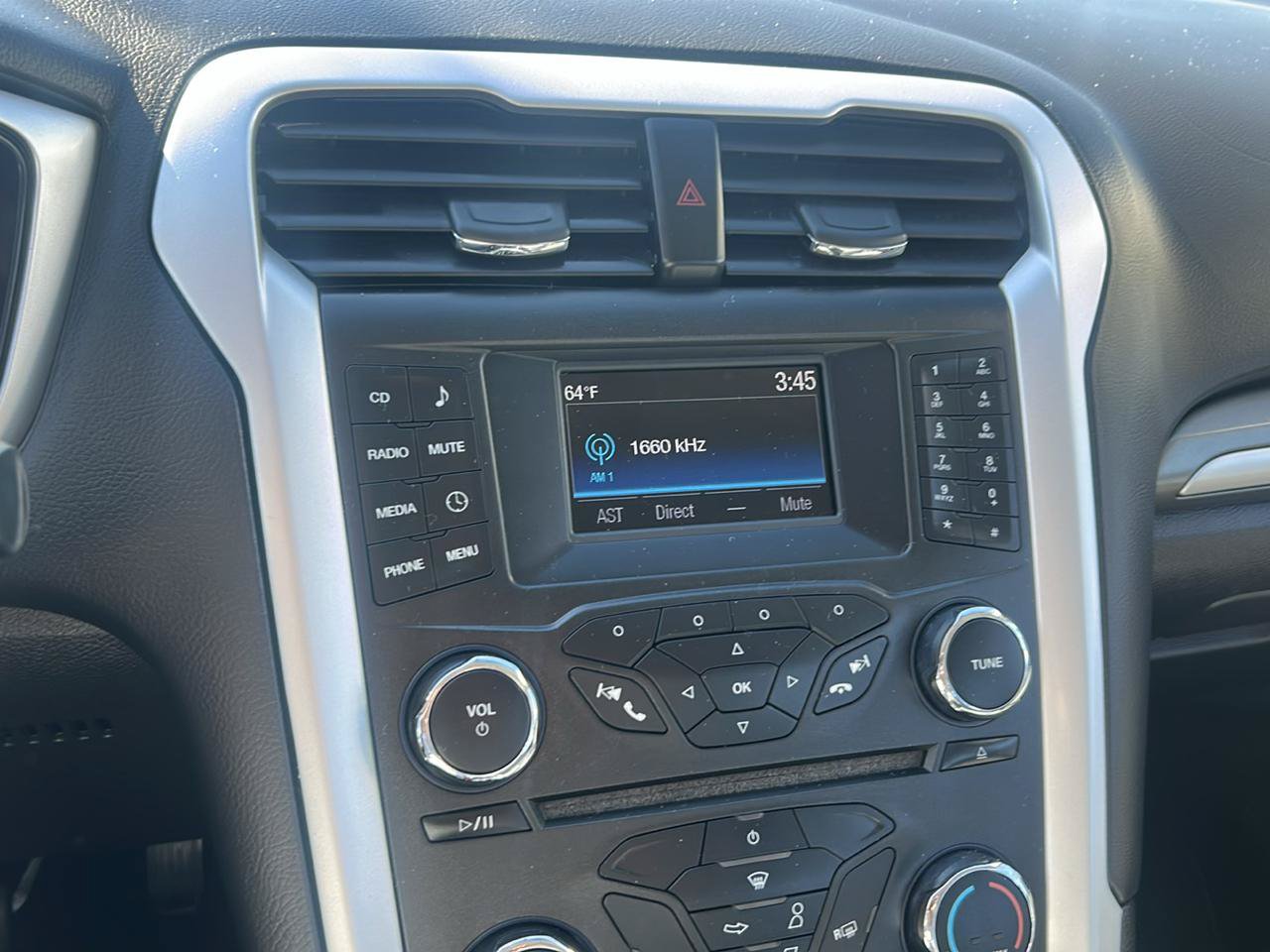 Used 2016 Ford Fusion S FWD image 13