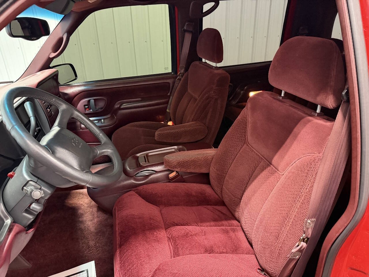 Used 1998 Chevrolet Tahoe 2WD image 9