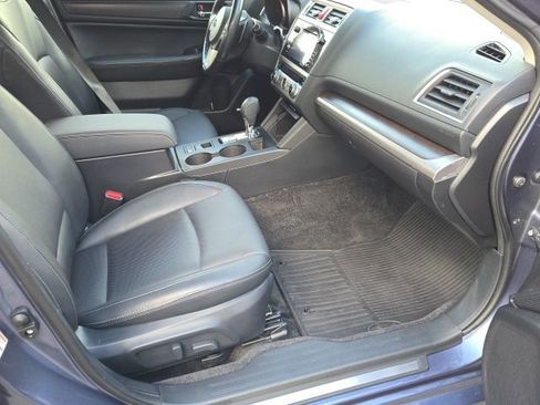 Used 2015 Subaru Legacy 2.5i Limited AWD/4WD image 9