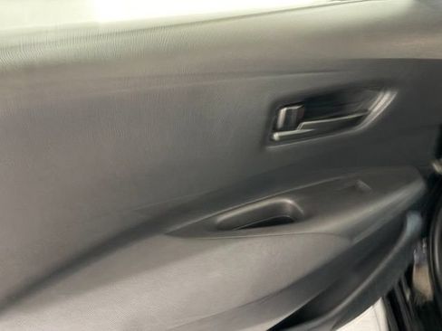 Used 2024 Toyota Corolla LE FWD image 11