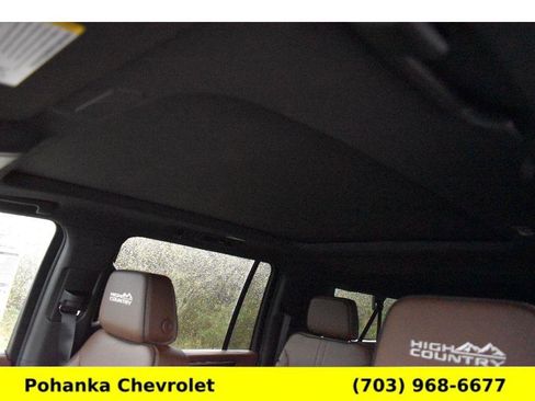 New 2026 Chevrolet Suburban High Country image 19