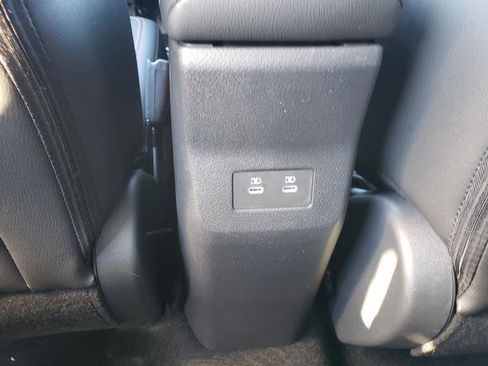 New 2026 Nissan Kicks SR w/ Cold Weather Package AWD/4WD image 15