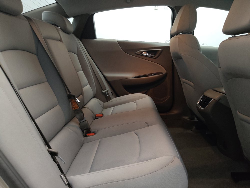 Used 2022 Chevrolet Malibu LT FWD image 19