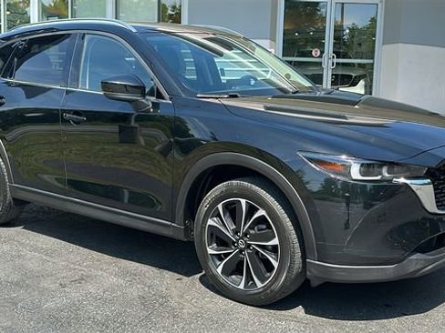 Used 2023 MAZDA CX-5 AWD 2.5 S w/ Premium Plus Pkg image 3