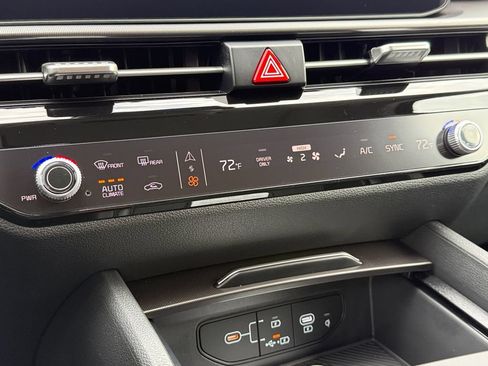 New 2026 Kia Sportage SX Prestige AWD/4WD image 17
