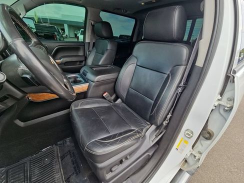 Used 2018 Chevrolet Silverado 2500 High Country w/ Duramax Plus Package AWD/4WD image 17