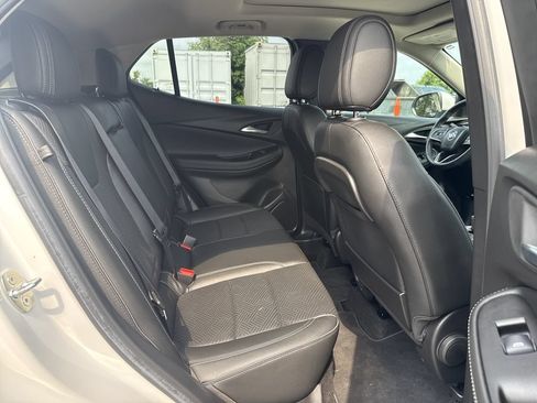 Used 2022 Buick Encore GX Essence w/ Advanced Technology Package FWD image 34
