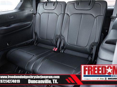 New 2024 Jeep Grand Cherokee L Limited image 15