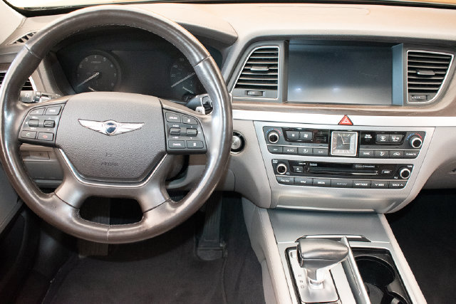 Used 2018 Genesis G80 3.8 w/ Option Group 03 AWD/4WD image 16