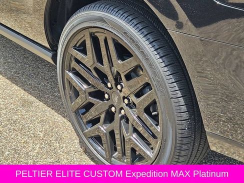 New 2026 Ford Expedition Max Platinum w/ Stealth Performance Package AWD/4WD image 5