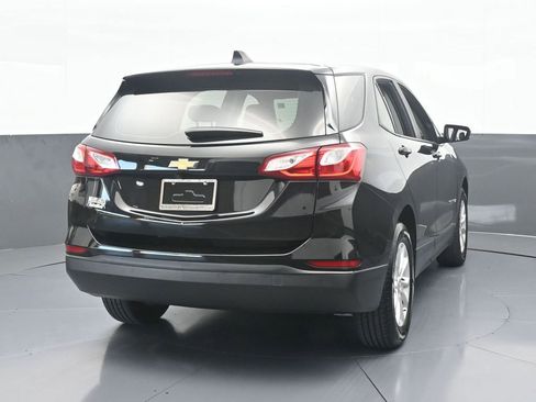 Used 2020 Chevrolet Equinox LS image 5