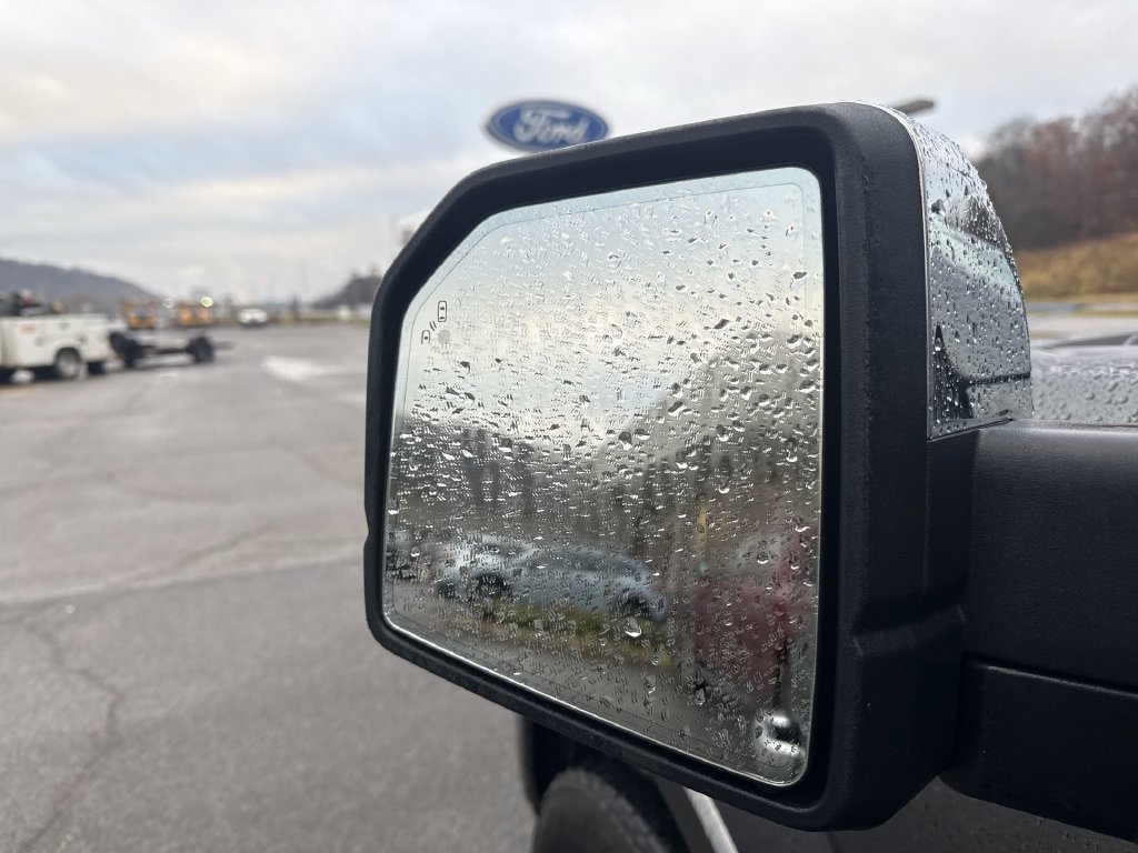 Used 2019 Ford F150 Lariat w/ Equipment Group 502A Luxury AWD/4WD image 20