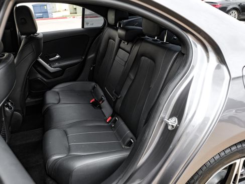 Used 2022 Mercedes-Benz A 220 image 33
