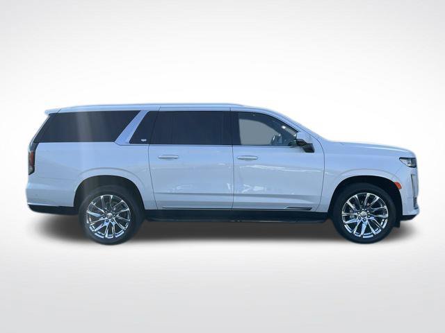 Used 2021 Cadillac Escalade ESV Premium Luxury w/ LPO, Radiant Package AWD/4WD image 36