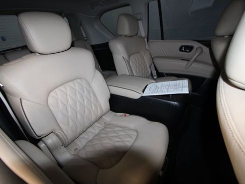 Used 2024 Nissan Armada Platinum w/ Captain's Chairs Package image 28