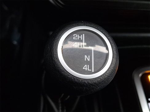 Used 2019 Jeep Wrangler Unlimited Sahara w/ Safety Group image 24