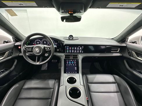 Certified 2025 Porsche Taycan Turbo image 19