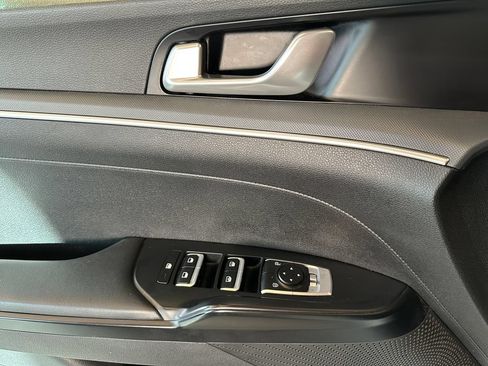 Used 2022 Kia K5 GT-Line FWD image 19