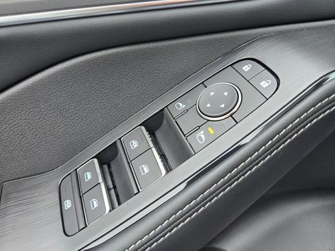 New 2026 Nissan Rogue Platinum image 12