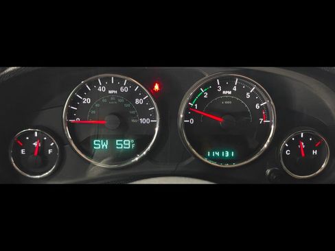 Used 2014 Jeep Wrangler Unlimited Sport w/ Connectivity Group AWD/4WD image 46