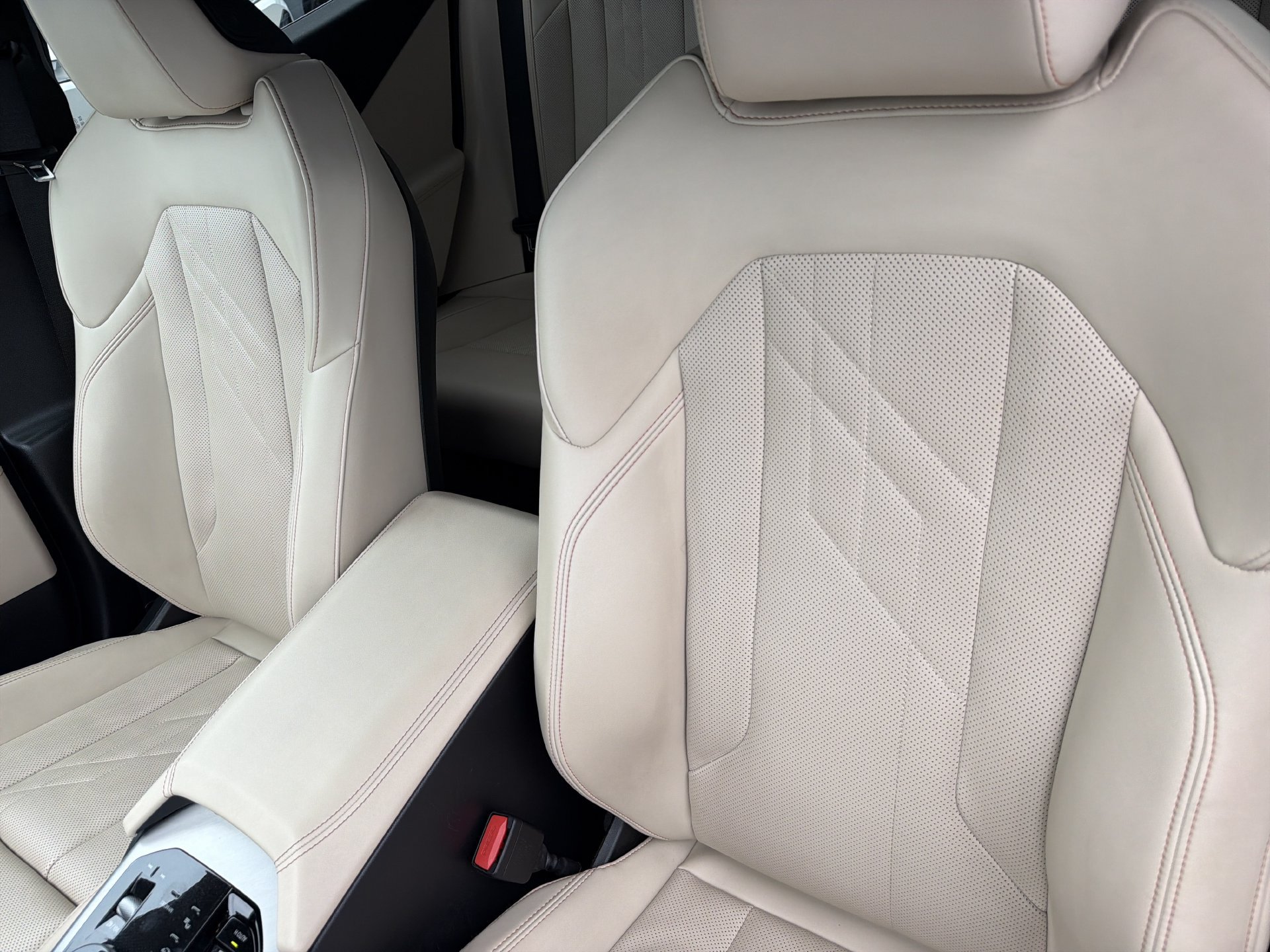 Certified 2025 BMW X3 xDrive30i AWD/4WD image 23