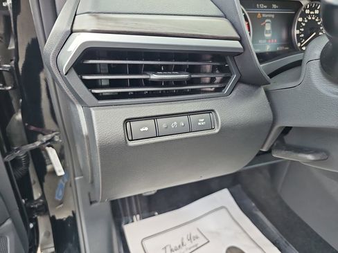 Used 2025 Nissan Altima 2.5 SV image 17