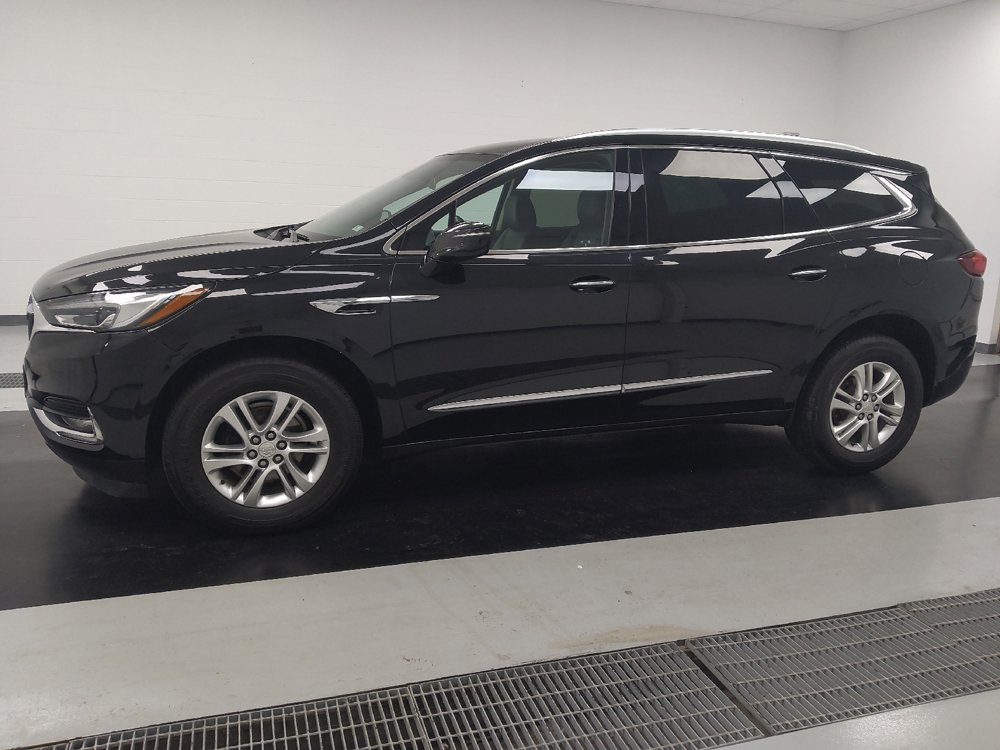 Used 2021 Buick Enclave Essence FWD image 2