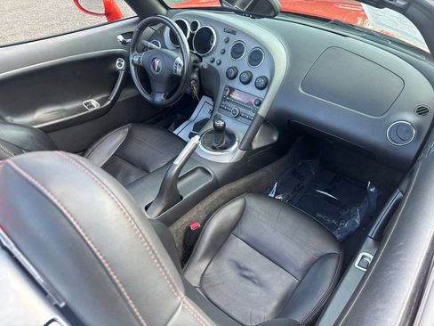 Used 2008 Pontiac Solstice GXP RWD image 36