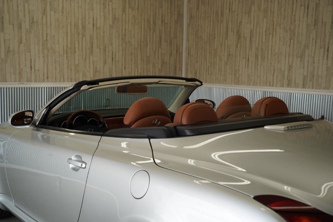 Used 2002 Lexus SC 430 Convertible RWD image 12