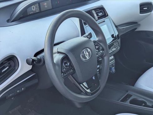 Used 2019 Toyota Prius LE FWD image 8